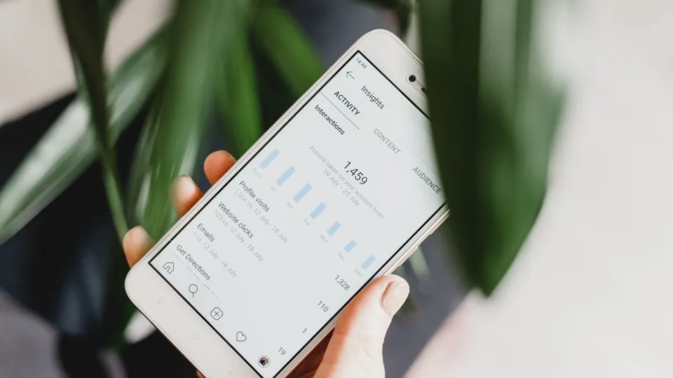 person using Android smartphone